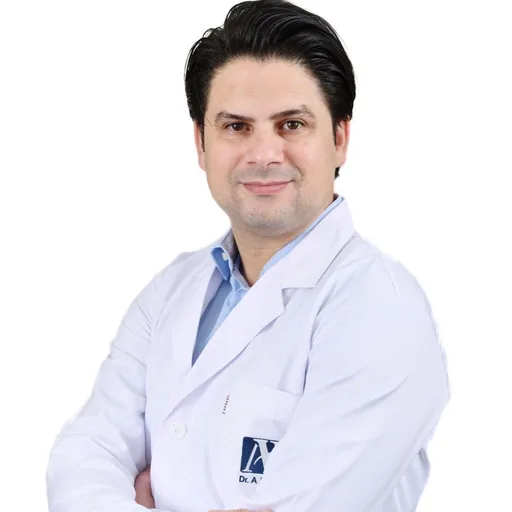 Photo de profil du Dr. Achraf Hadiji